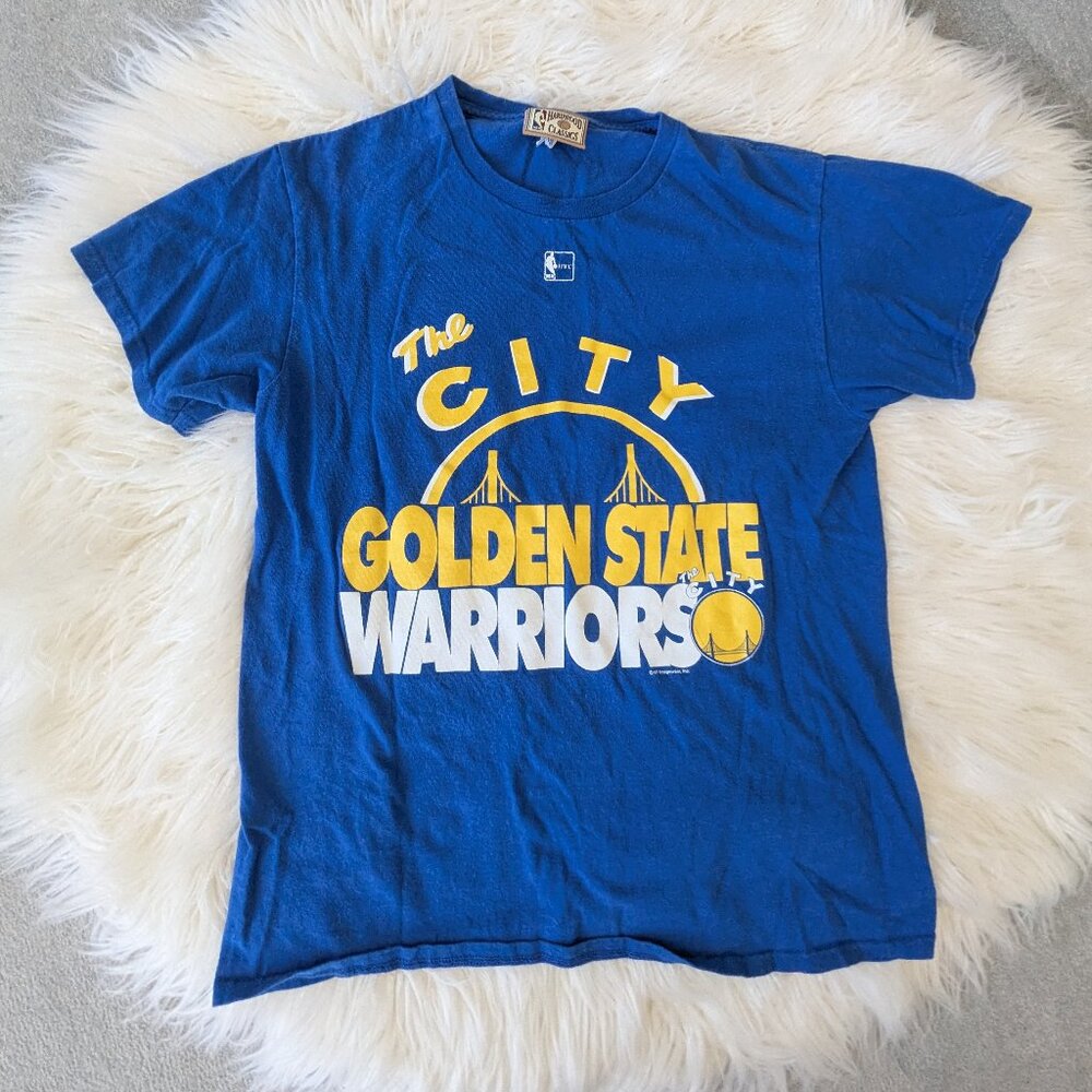 Vintage 2000s Golden State Warriors The City Tshirt - Hardwood Classics M unisex